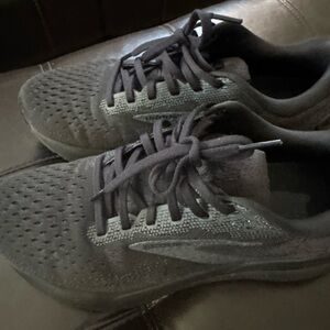 Brooks Women's Athletic Shoes in Dark Gray